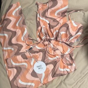 Princess Polly Peach and Brown Wave Dress